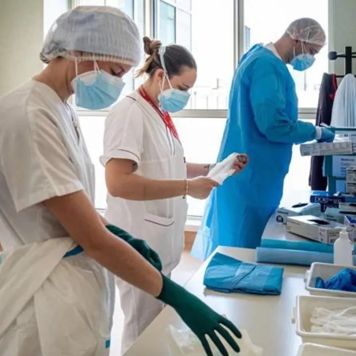 Incontro a Cosenza sull'emergenza sanitaria in Calabria: presenti sindacati ed esponenti del Pd