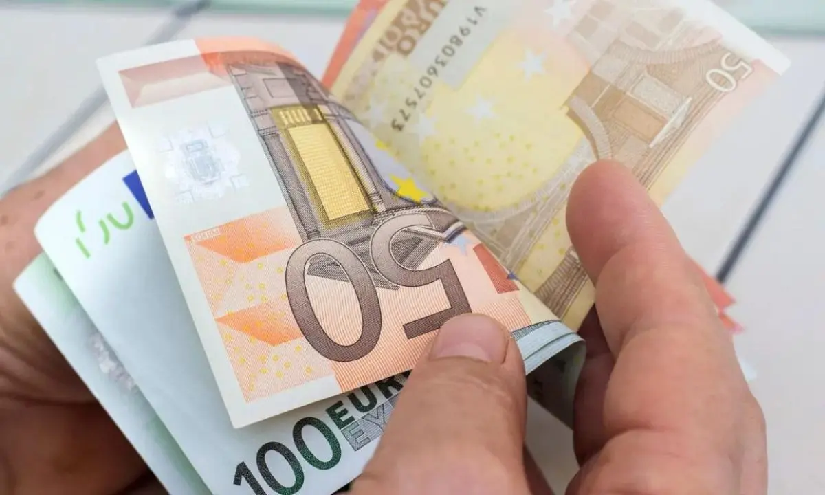Sono oltre 3 milioni i lavoratori sotto la soglia del salario minimo