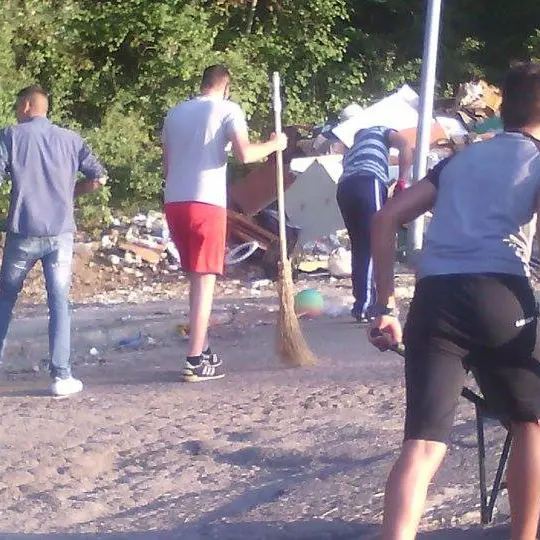 La bonifica \"fai da te\" del Villaggio Rom [FOTO]