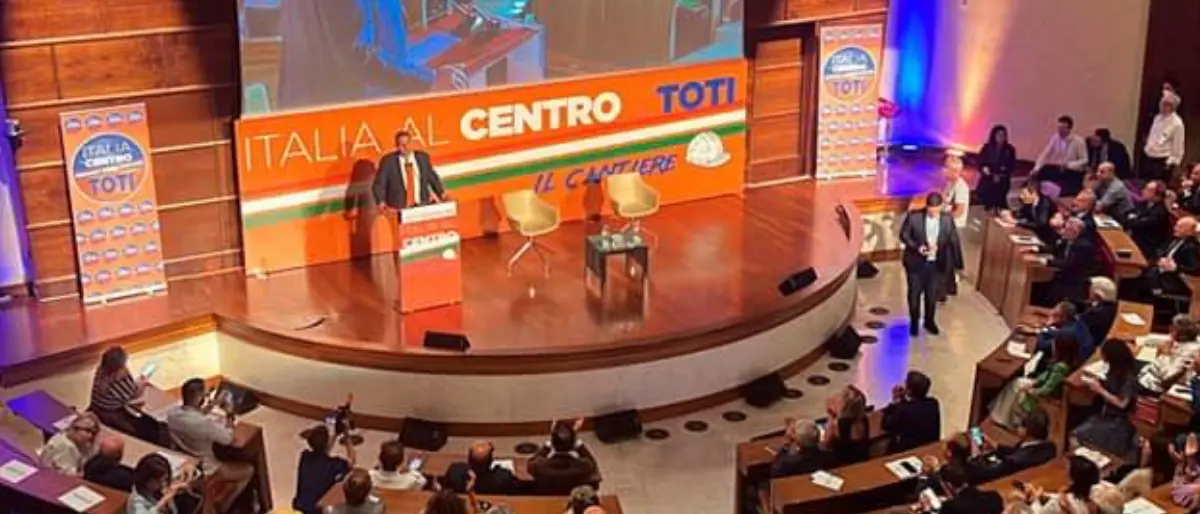 Anche Cosenza alla convention di Roma con Giovanni Toti e Gaetano Quagliariello