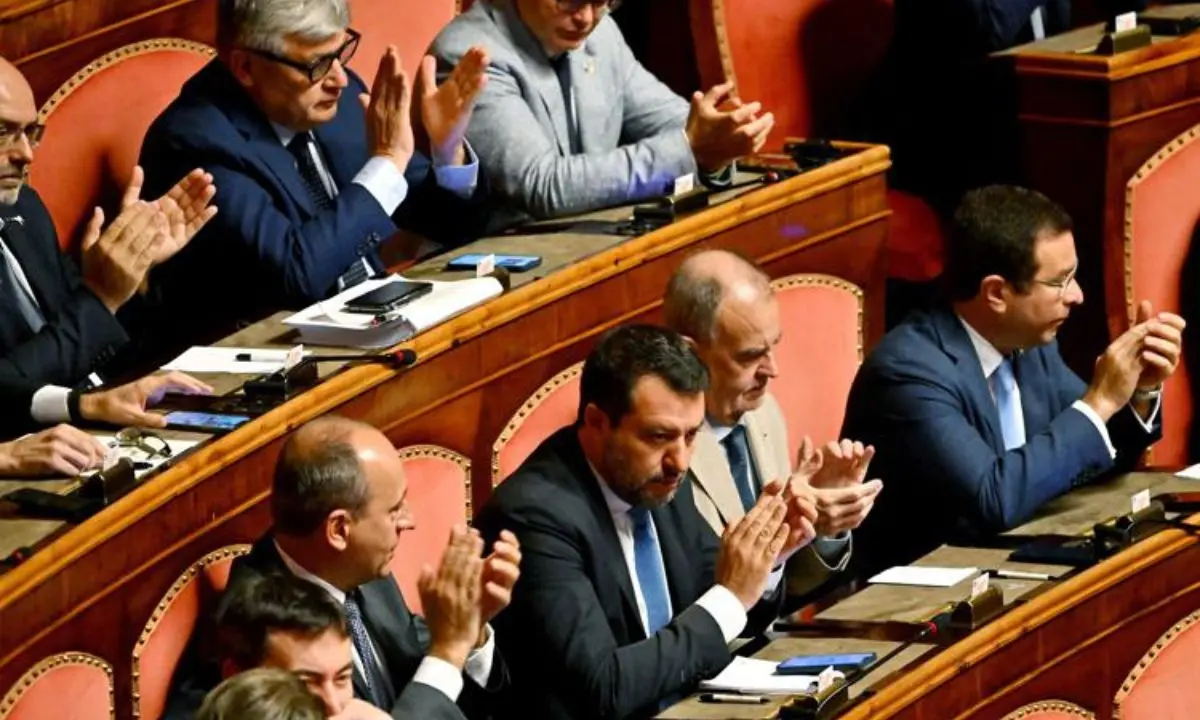Draghi in Senato, Lega: «Serve un nuovo governo senza M5S»
