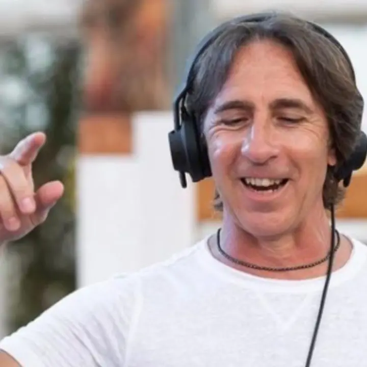 A San Lucido si suona la musica anni novanta del dj Mario Fargetta