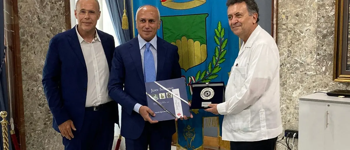 L'ambasciatore del Messico a Palazzo dei Bruzi. «Cosenza sede di un consolato onorario» (FOTO)