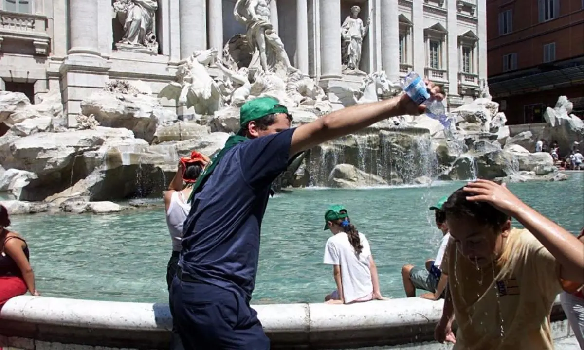 Caldo record, 16 città da bollino rosso e da domenica saranno 19