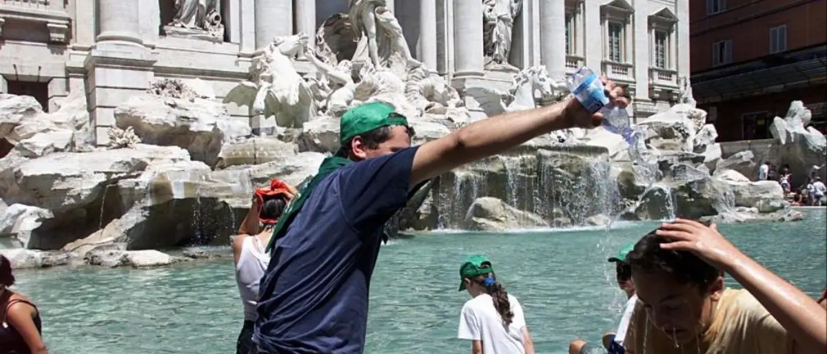 Caldo record, 16 città da bollino rosso e da domenica saranno 19