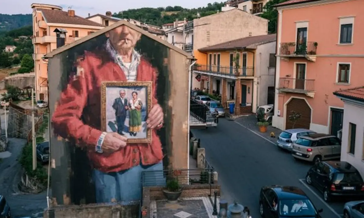 La street art torna a Santa Sofia d'Epiro: al via la seconda edizione di Ylberi