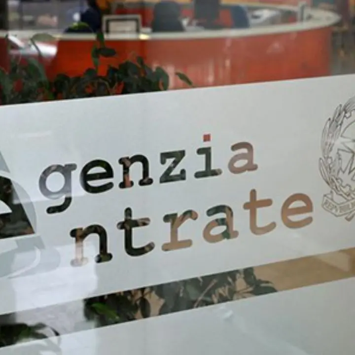 Cosenza, una bimba di otto anni ha ricevuto la cartella esattoriale del papà scomparso