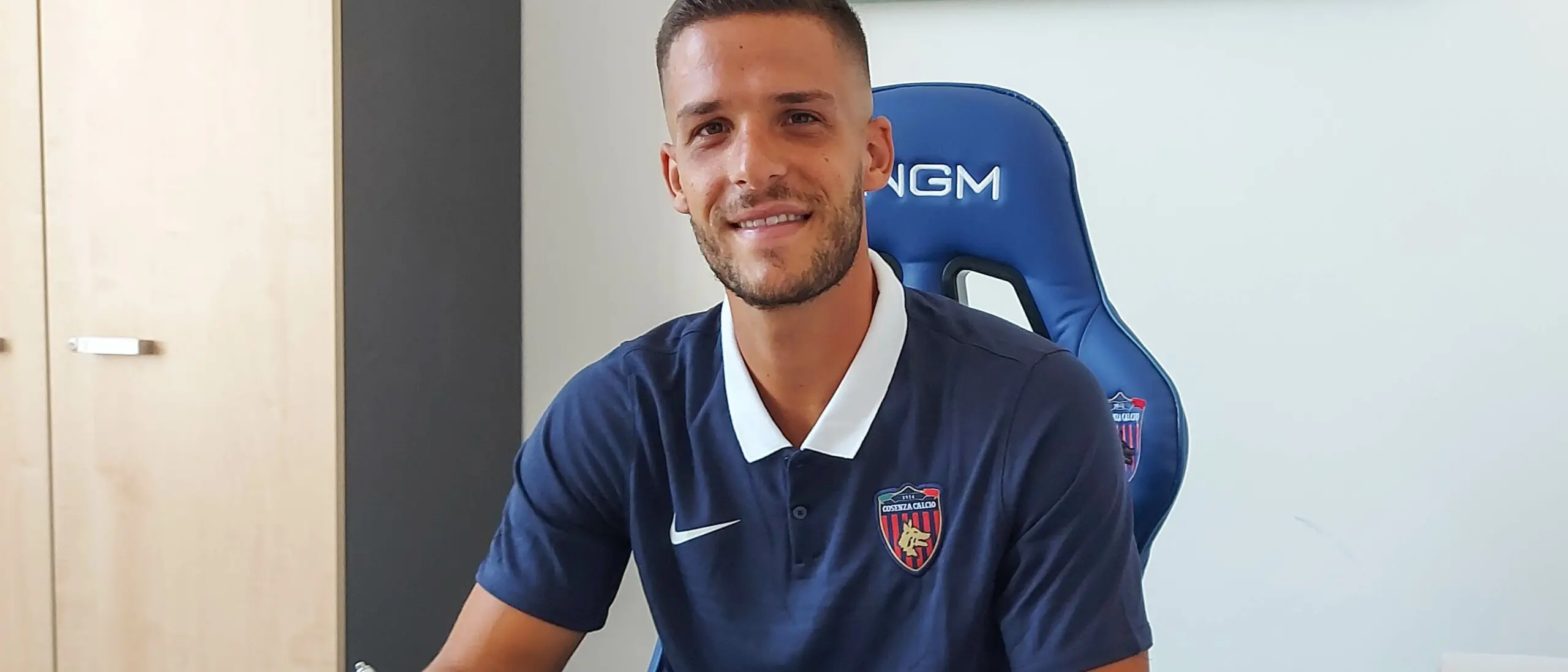 Cosenza, tutto fatto: Meroni è ufficialmente un calciatore rossoblù