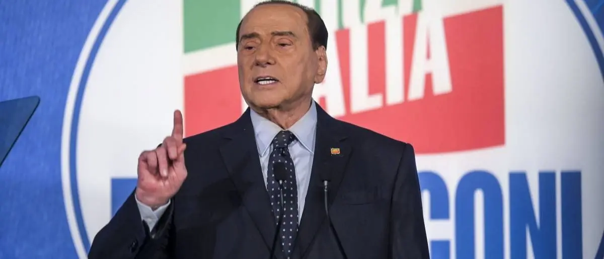 Berlusconi: «Mai incontri o telefonate con ambasciatore russo»