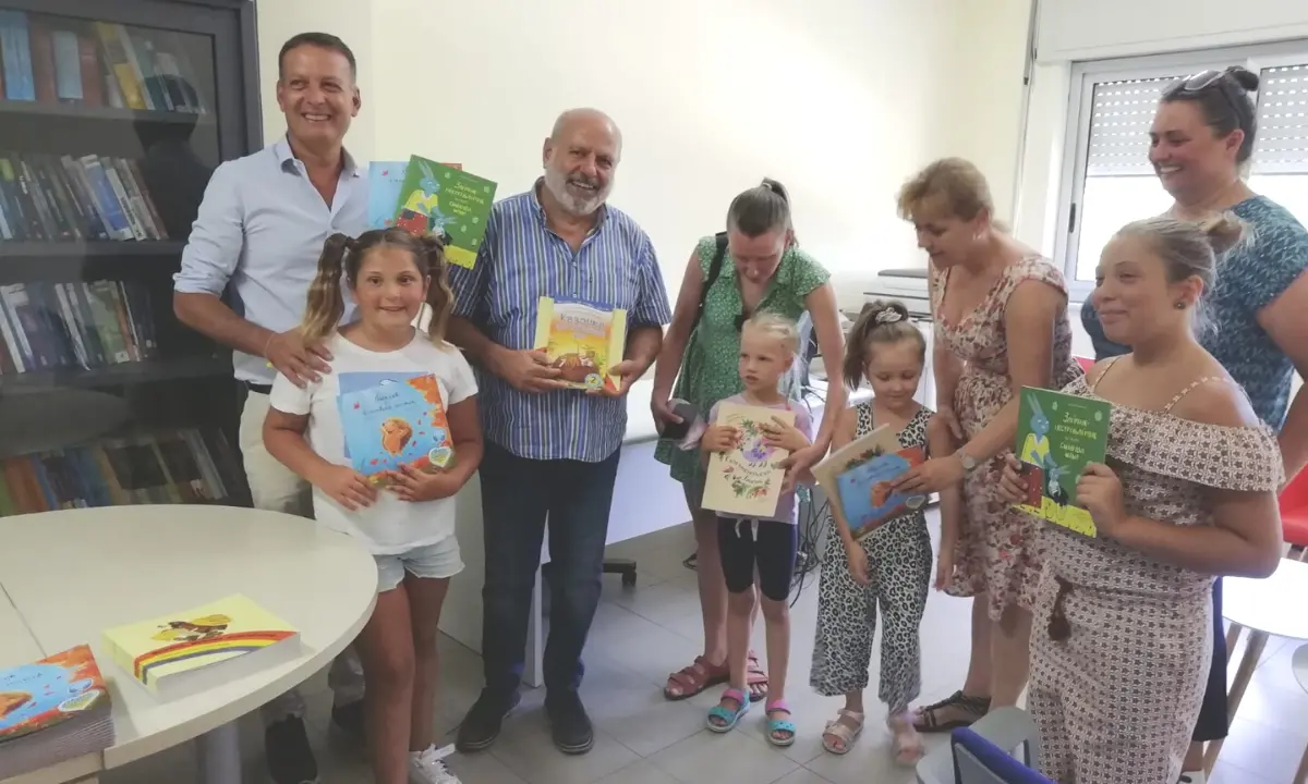 Cosenza, consegnati i libri della società editoriale Rubbettino ai bimbi ucraini