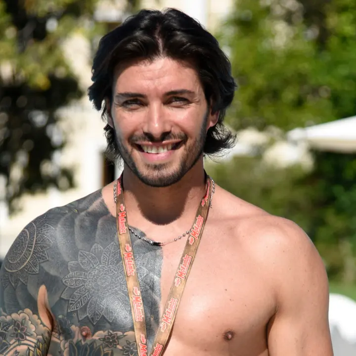 Il cosentino Valentino Mele in finale a Mister Italia 2022