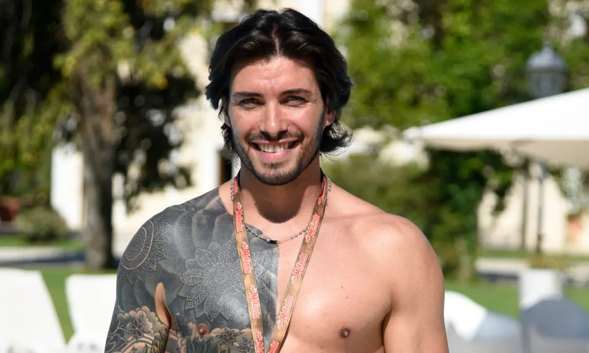 Il cosentino Valentino Mele in finale a Mister Italia 2022