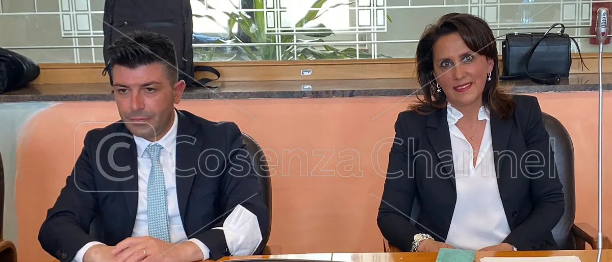 Cosenza, formalizzata la richiesta di un Consiglio urgente per i 60 tirocinanti