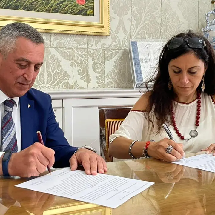 Siglato un accordo tra la Provincia di Cosenza e il comando provinciale dei pompieri