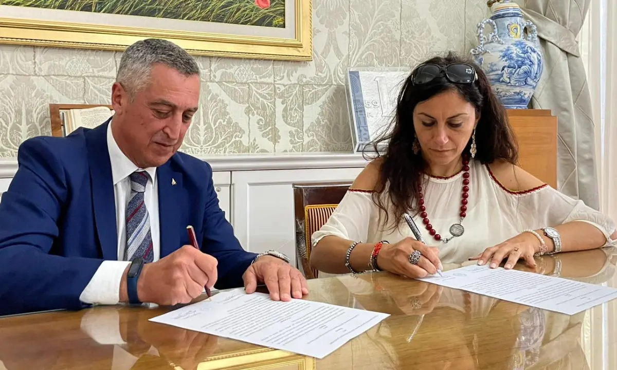 Siglato un accordo tra la Provincia di Cosenza e il comando provinciale dei pompieri