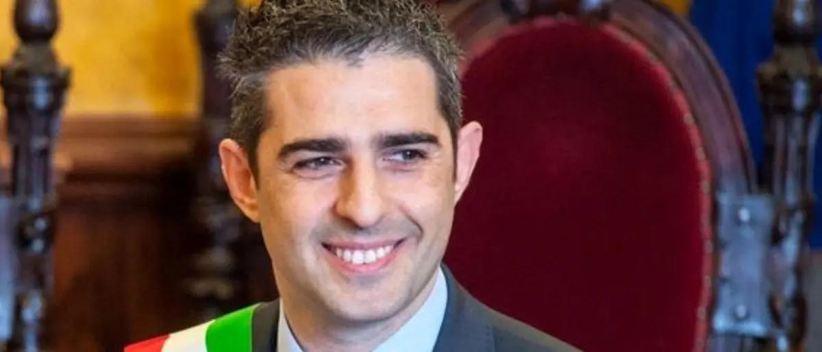 Elezioni 2022, intesa Renzi-Pizzarotti: ipotesi patto sul tavolo