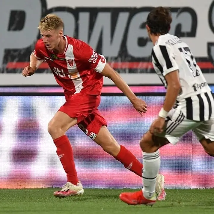 Cosenza, tutto fatto con Brescianini. É arrivata la fumata bianca