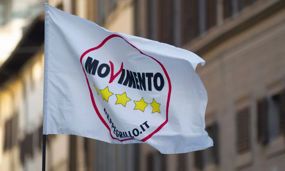 Sanità in Calabria, i Cinque stelle danno il microfono ai cosentini