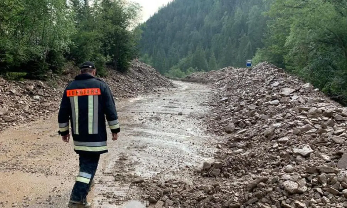 Maltempo, nubifragio in Alto Adige: tratti in salvo differenti gruppi di scout