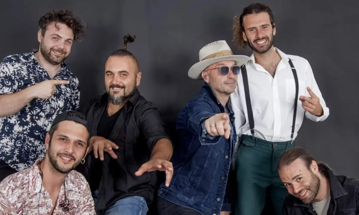Domani sera Bastianich e la Terza Classe a San Giovanni in Fiore nell'estate Florense