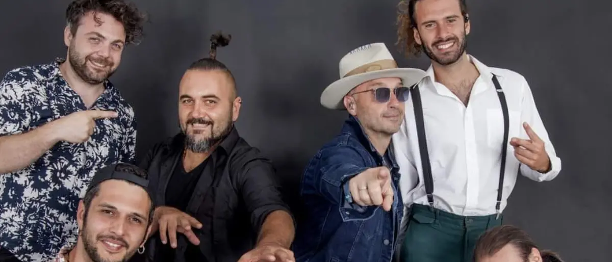 Domani sera Bastianich e la Terza Classe a San Giovanni in Fiore nell'estate Florense