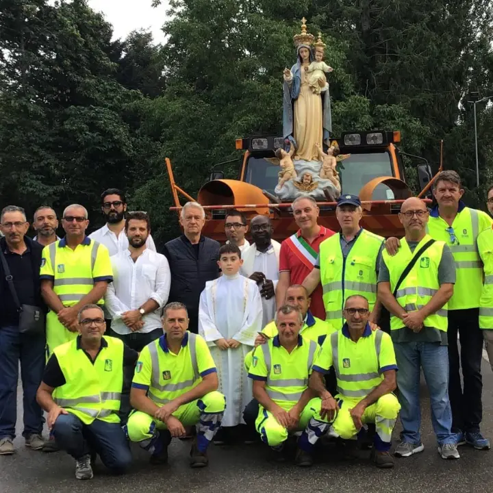 Morano Calabro, sindaco ed esecutivo partecipano alla festa della Madonna della Neve
