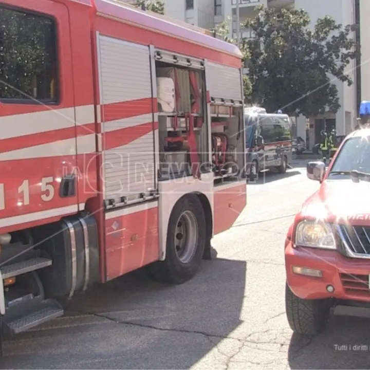 Tragedia in Calabria, donna muore in un incendio scoppiato nella propria casa