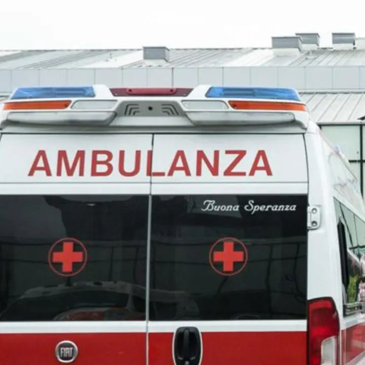 Tragedia a Rende, 47enne colto da malore in auto e muore tra le braccia di un passante