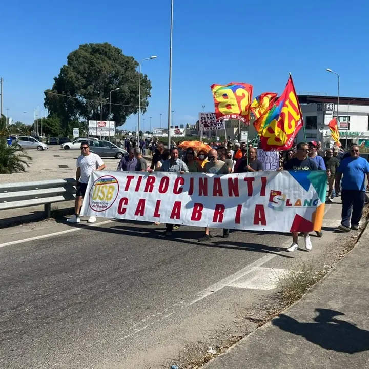 Belvedere Marittimo stabilizza 9 lavoratori: da tirocinanti a dipendenti comunali