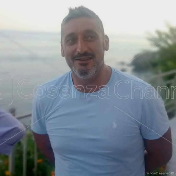 Cosenza, Gemmi e Guarascio in sintonia. Il ds relaziona al patron sul tecnico