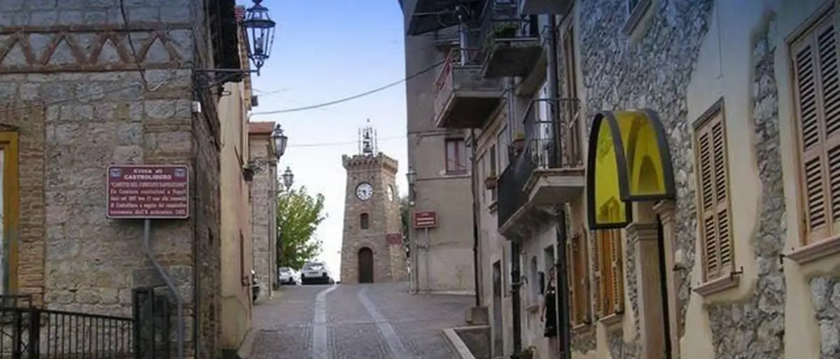 La storia di Castrolibero, dall'accampamento dei Franchi al regno di Orlandino Greco