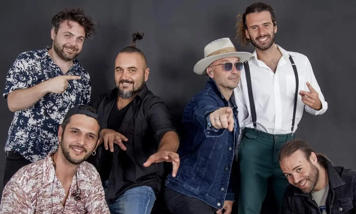 Praia a Mare, in piazza arrivano Joe Bastianich e La terza classe
