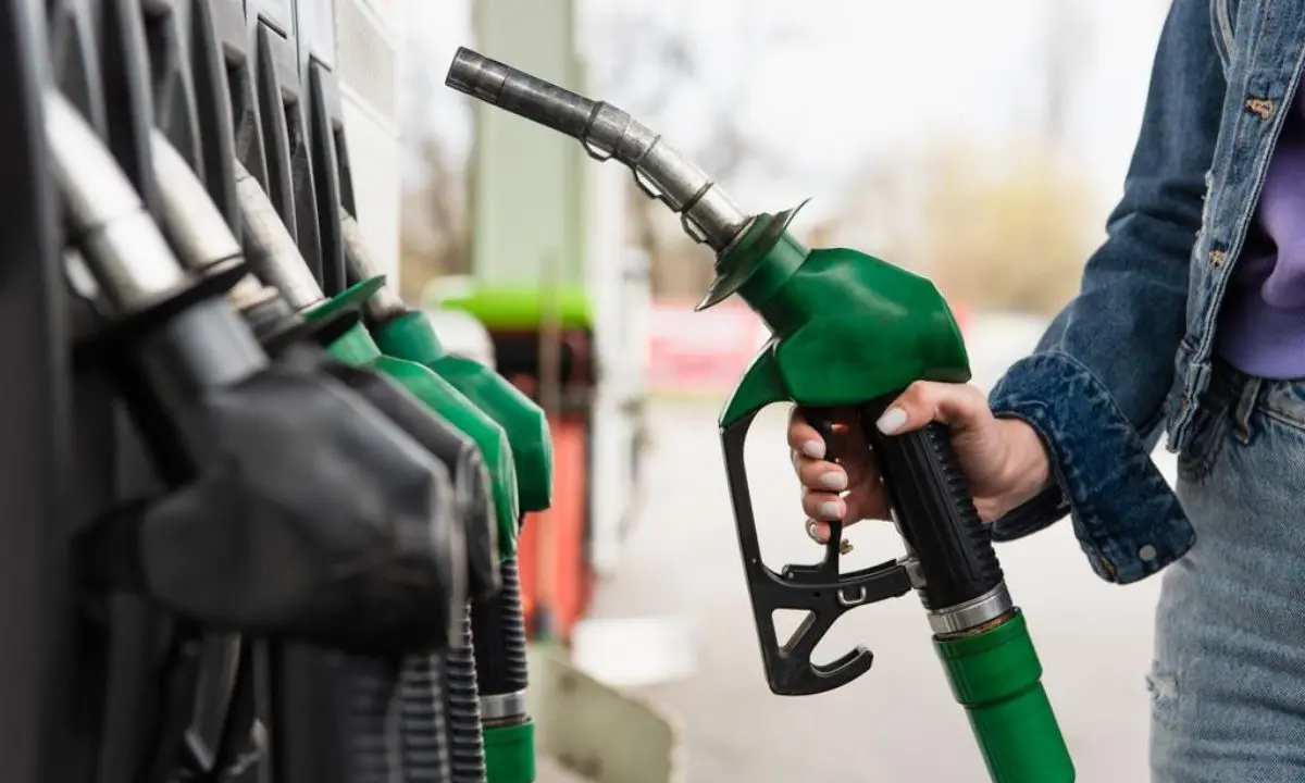 Donna morta carbonizzata a un distributore di benzina