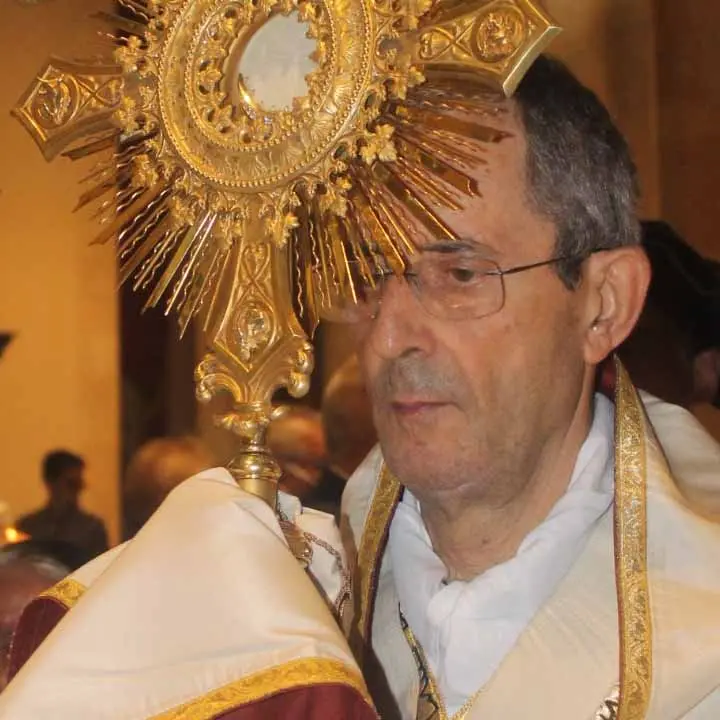 L'Orchestra Sinfonica Brutia omaggia la memoria di Monsignor Nolè