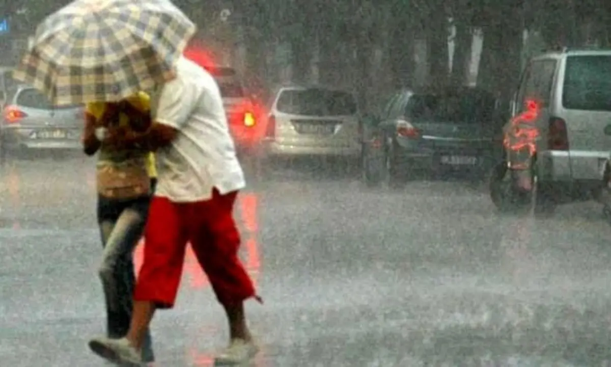 Maltempo, in arrivo piogge e temporali: allerta gialla su 12 Regioni