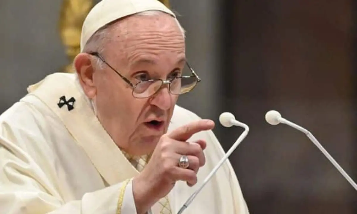 L'appello del Papa nel giorno del Santo Natale: «Liberate gli ostaggi, stop alla guerra»