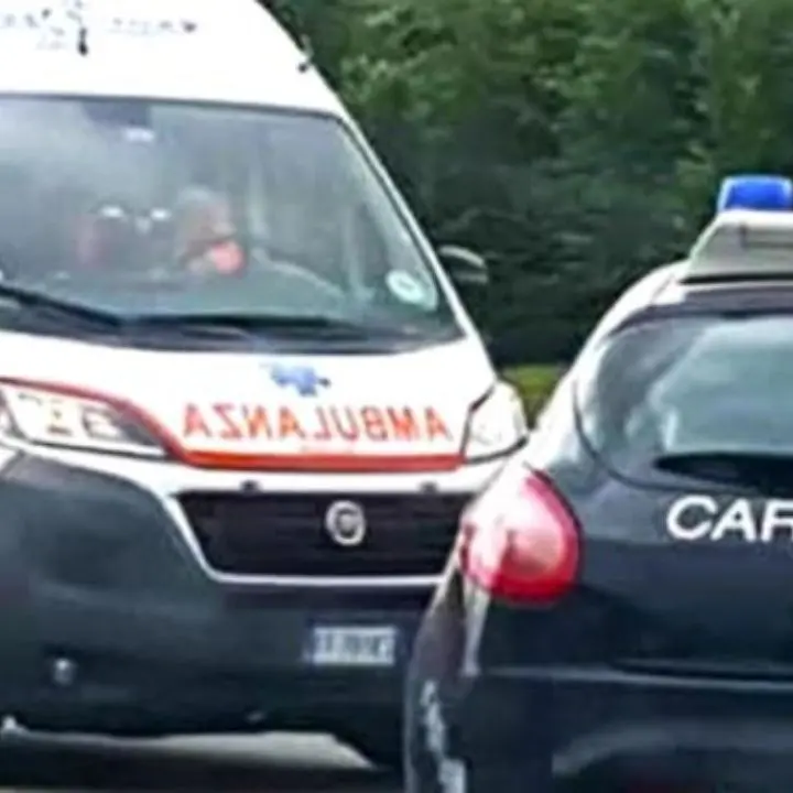 Volano stracci in una scuola di Rende, le due versioni dei fatti