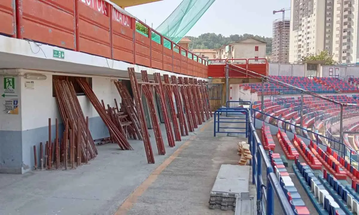 Cosenza-Catanzaro, Tribuna Rao riservata agli accreditati giallorossi