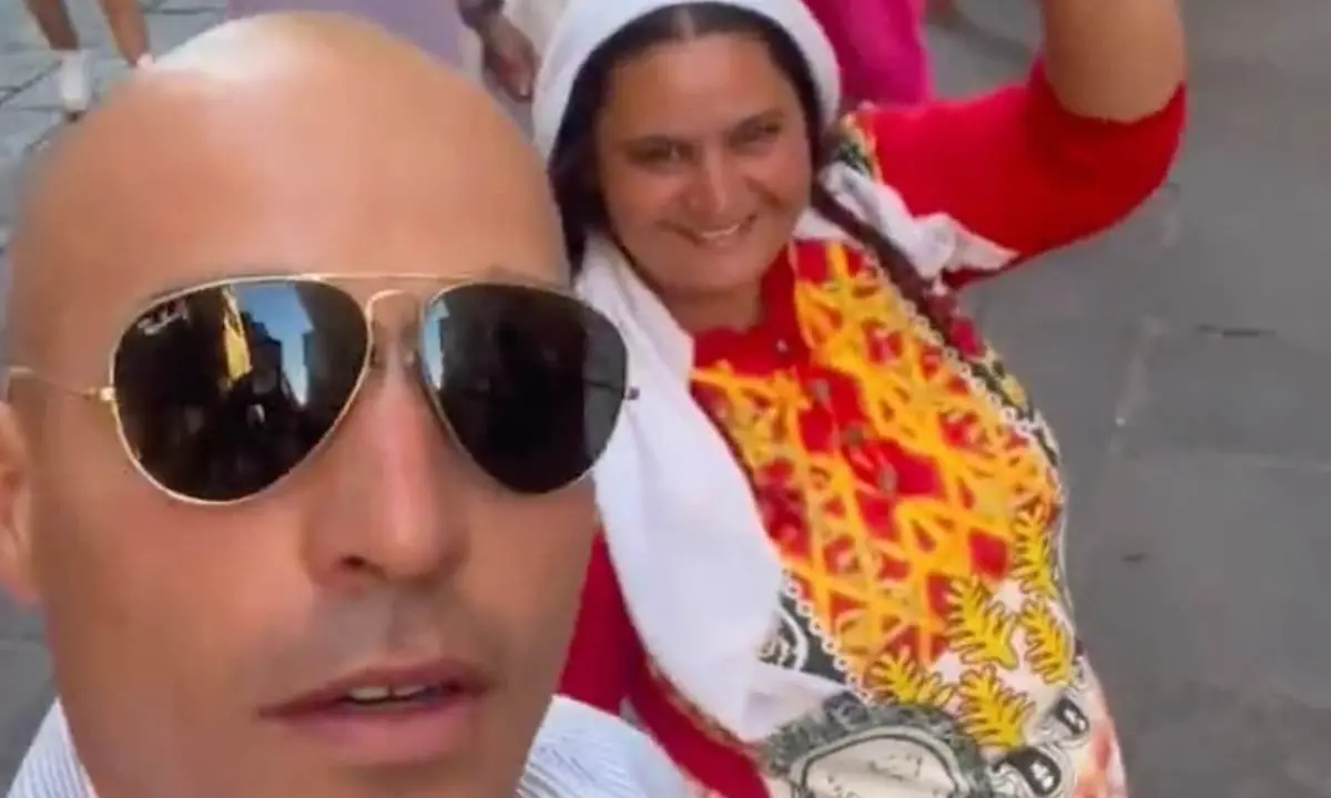Firenze, consigliere della Lega posta video razzista contro una rom