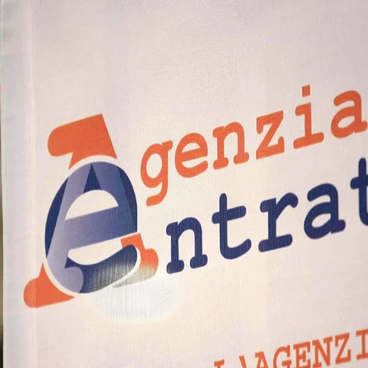 Agenzia delle Entrate assume 900 persone a tempo indeterminato: i requisiti