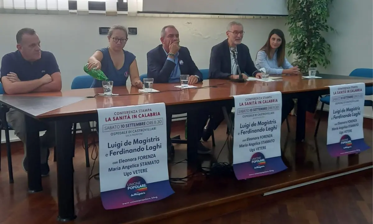 De Magistris a Castrovillari sulla sanità: «Dalla parte dei più deboli»