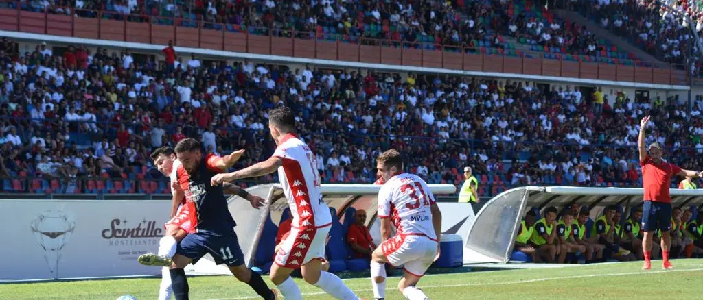 Cosenza-Bari 0-1, pagelle: Brignola egoismo che costa caro, bene Merola