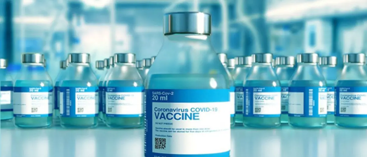 Vaccino covid Omicron 4 e 5, c'è il via libera: per chi è raccomandato