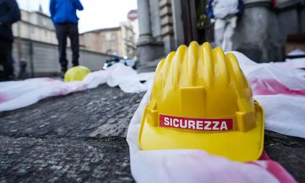 Morto il 66enne operaio ferito in un cantiere comunale