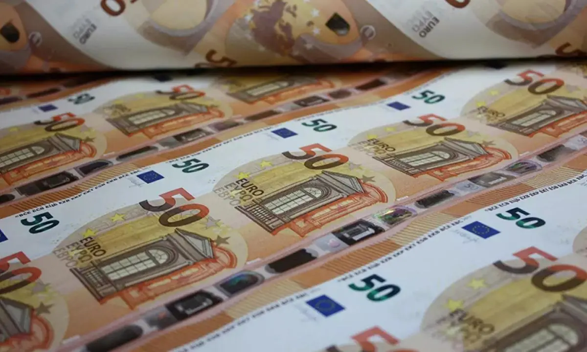 Tredicesime in arrivo. Ma ci saranno da pagare anche varie tasse