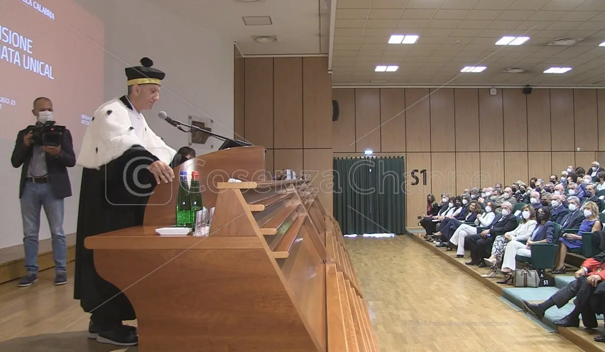 Il rettore Leone: «All'Unical di Rende 100mila laureati in 50 anni» (VIDEO)