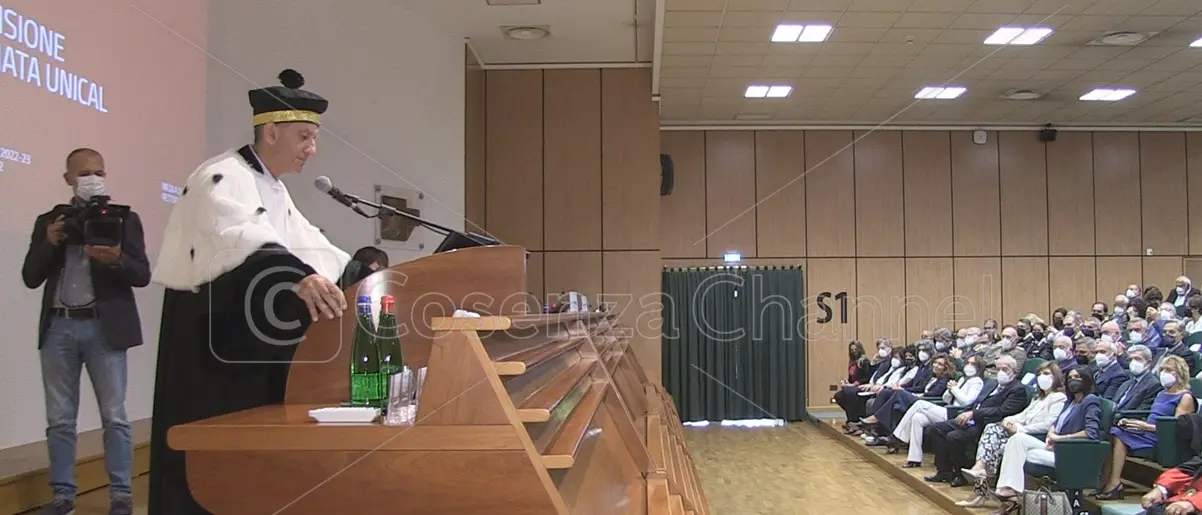 Il rettore Leone: «All'Unical di Rende 100mila laureati in 50 anni» (VIDEO)