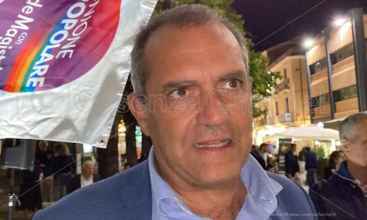Elezioni Rende, arriva De Magistris per sostenere Rossella Gallo