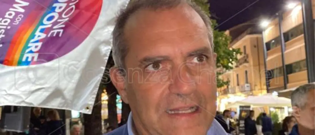 Elezioni Rende, arriva De Magistris per sostenere Rossella Gallo