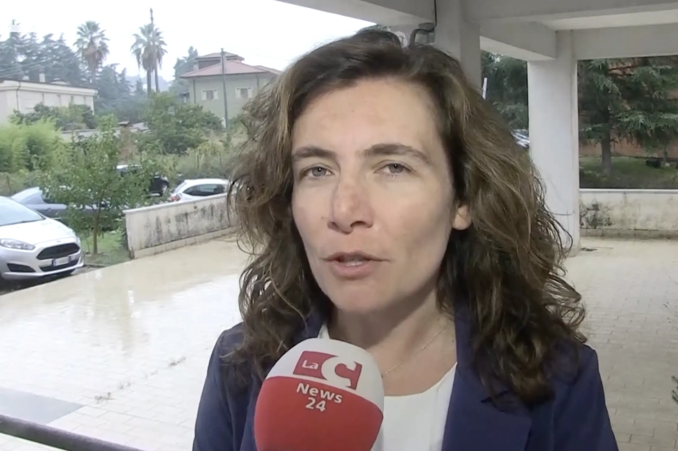 Orrico (M5S) denuncia: «A Cosenza aria condizionata rotta al centro dialisi. Ma non si può dire»